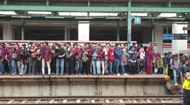 Students Protest Against New Amandement and Revision in Stasiun Manggarai