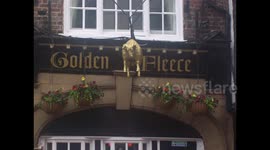 golden fleece  in york