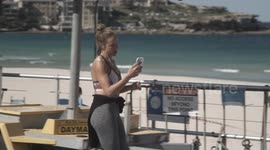 Bondi Beach empty on sunny weekend - COVID19