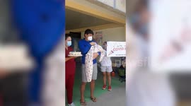 Heartwarming moment 2-month-old baby leaves hospital after surviving COVID-19 in the Philippines