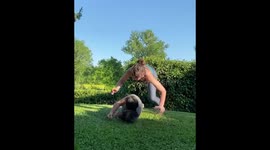 Italian sisters attempt viral plank challenge during lockdown