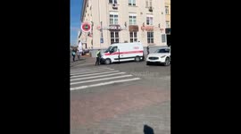The parade prevents the ambulance from passing in Belarus