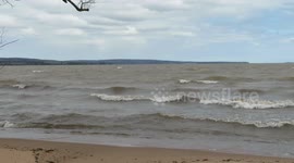 Lake Superior waves and Seagulls lol
