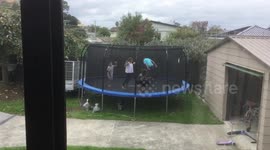 Here’s a small tip from a New Zealand dad to help with homeschooling’