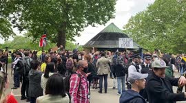 Protesters shout freedom at anti COVID19 protest at Hyde park