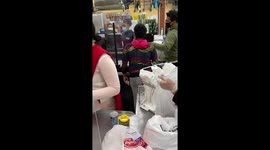 Woman gets disrespectful to store employee because she was told that due to the pandemic grocery stores are not accepting returns
