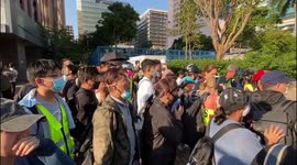 Citizens pledging the police not to arrest protestors during the Hong Kong Polytechnic University  siege on 18 November 2019