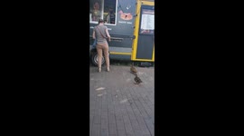 Excuse me, who is the last in the line?