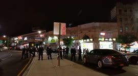 New York Police posted to prevent looters from trespassing