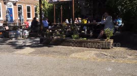 Londoners Enjoy A Hot Day In Wanstead Park