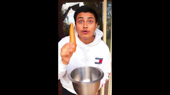 Magic Trick Was Exposed by The Mirror LoL