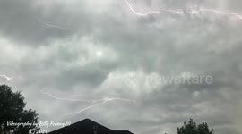 Houston skies struck with 'anvil crawler' lightning