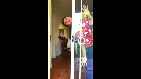 Moving Head On Window Screen Magic Tricks ( Super Cool )