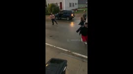 Man charged after assaulting and pulling handgun on US students