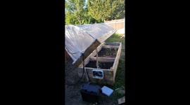 Canadian gardener builds planter box that detects humidity and temperature automatically