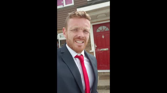UK dad has sweet surprise for daughter after her prom was cancelled