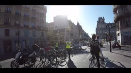 Covid19 special bicycle lanes: Paris Security agents arrest cyclists and order to remove earphones and headsets upon pain of 135 euros fine. Rue de Rivoli.
