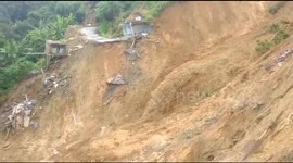 Video captures landslide in Palopo, Indonesia