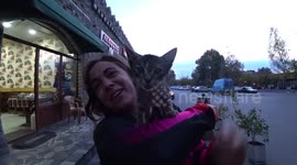 This is the heartwarming story of how two cycling girls saved the life of a BABY CAT in Azerbaijan