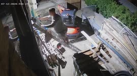 This is the hilarious moment a boozed up bloke broke into his own home after a night out - to keep his kebab warm