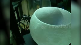 'Moon lamp' 3D printed over two days in satisfying timelapse
