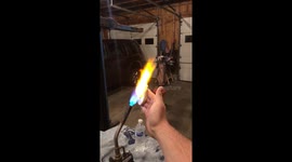 US mechanical engineering student creates impressive flame-resistant material from simple ingredients