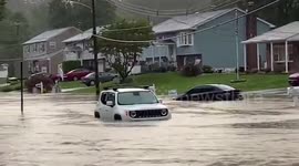 Cars stranded in floodwater after severe thunderstorms in Pennsylvania