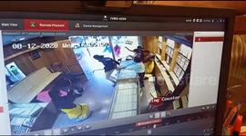 Brave woman launches chair to fend off jewellery thief in India