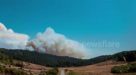 Wildfire rages in San Mateo County, timelapse