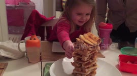 Parents invent 'toast Jenga' game for children's breakfast