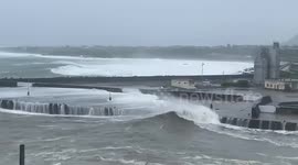 Typhoon Bavi batters Japan with strong waves