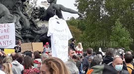Hundreds join anti-mask protests in central Paris