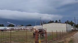 US: Wall Cloud Spotted In Mooreland, Oklahoma