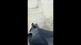 2 homeless men fight in London