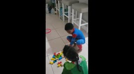 US parents surprise kids with DIY obstacle course