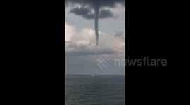 Japan: Huge Waterspout Spotted Off Yamagata, Tohoku Region