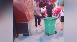 High school security guard throws away food ordered by students in eastern China