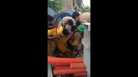 The dog that went chasing a rat struck his head in a cable roll in southern India