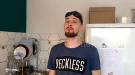 You just don't slice your onion right!