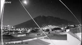 Home security camera captures possible meteorite streaking across Mexico sky