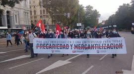 Manifestacion estudiantil en Madrid, España por una Investigacion y una univerisidad para todas