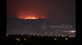Active flames from Colorado wildfires now appear with urban reference points (Boulder) following 2 days 70 mph gusts. ...Extreme growth conditions