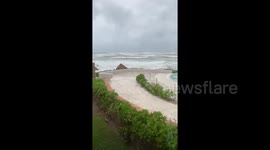 Hurricane Zeta heads toward Mexico's Yucatan Peninsula