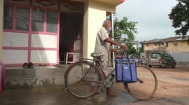 Watch -87 year old doctor travels 10-15 kms on cycle to treat patients for free