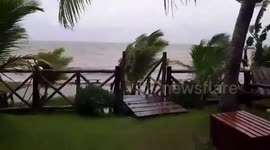 Hurricane Eta brings strong winds to eastern coast of Honduras