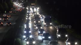 The Great Getaway! Londoners leave the city on eve of COVID lockdown