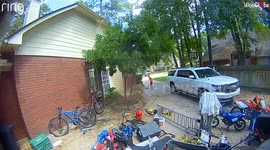 Golf Club Nut Shot, Poor Dude Still Feeling It