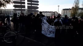 Hundreds gather in Nantes against a law that would prevent people from recording police officers