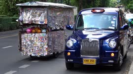Fleet of London-style taxis takes to the streets of Bangkok