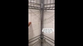 Neatening up and cleaning children bath toys